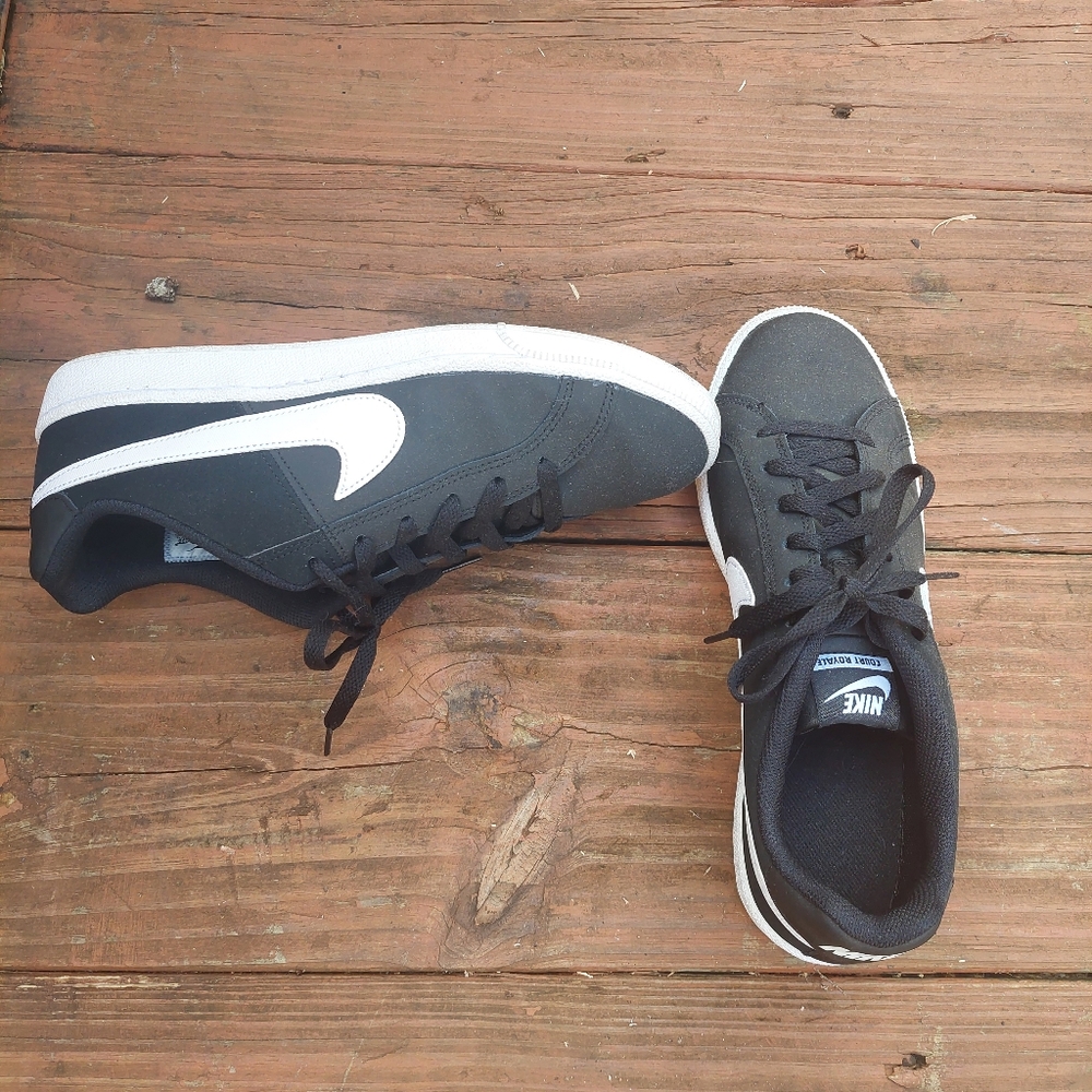 Women's Nike court shoes